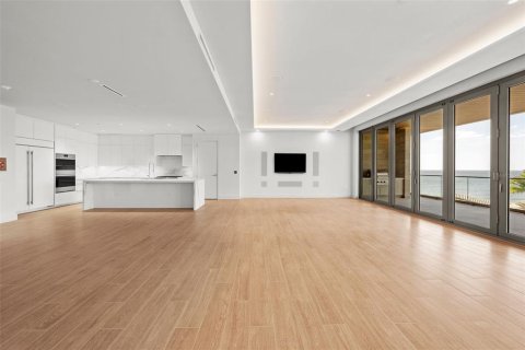 Condominio en venta en Longboat Key, Florida, 3 dormitorios, 388.98 m2 № 1438976 - foto 6