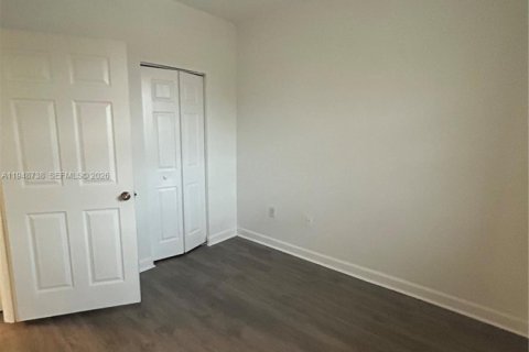 Condo in Homestead, Florida, 3 bedrooms  № 2005484 - photo 17