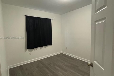 Condo in Homestead, Florida, 3 bedrooms  № 2005484 - photo 13