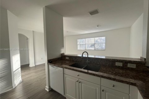 Condo in Homestead, Florida, 3 bedrooms  № 2005484 - photo 5