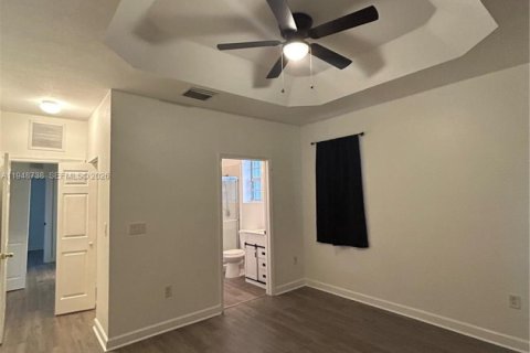 Condo in Homestead, Florida, 3 bedrooms  № 2005484 - photo 8