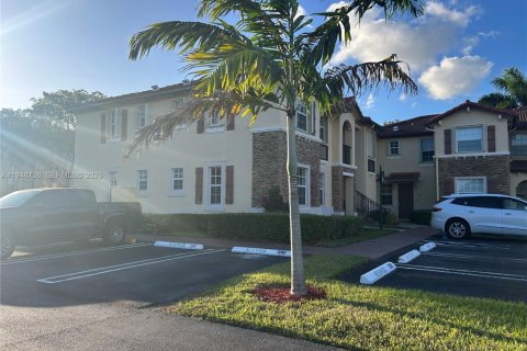 Condo in Homestead, Florida, 3 bedrooms  № 2005484 - photo 2