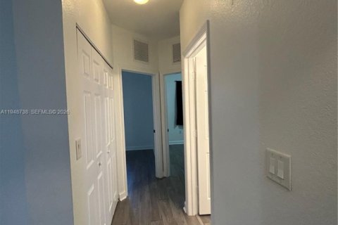 Condo in Homestead, Florida, 3 bedrooms  № 2005484 - photo 6