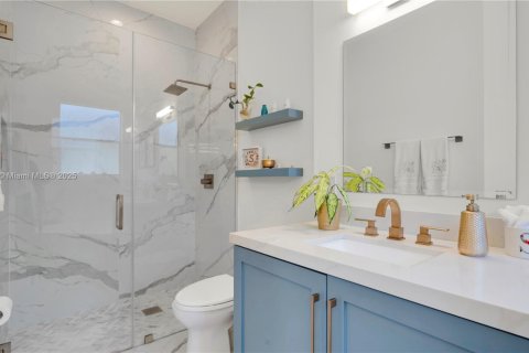 Condo in Miami, Florida, 3 bedrooms  № 1779738 - photo 19