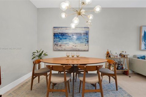Condo in Miami, Florida, 3 bedrooms  № 1779738 - photo 9