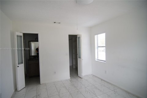 Condominio en venta en Miami, Florida, 2 dormitorios, 88.81 m2 № 1822151 - foto 10