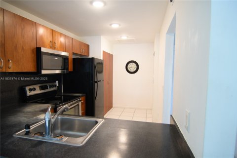 Condominio en venta en Miami, Florida, 2 dormitorios, 88.81 m2 № 1822151 - foto 3