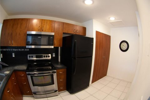 Condominio en venta en Miami, Florida, 2 dormitorios, 88.81 m2 № 1822151 - foto 2