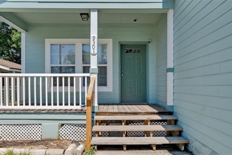 Casa en alquiler en Tampa, Florida, 3 dormitorios, 126.81 m2 № 1824509 - foto 4