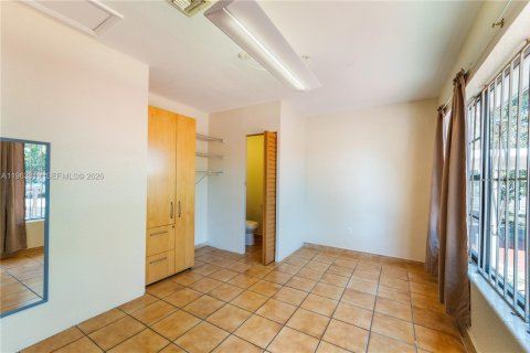 Villa ou maison à vendre à North Miami, Floride: 3 chambres, 131.46 m2 № 2025369 - photo 6