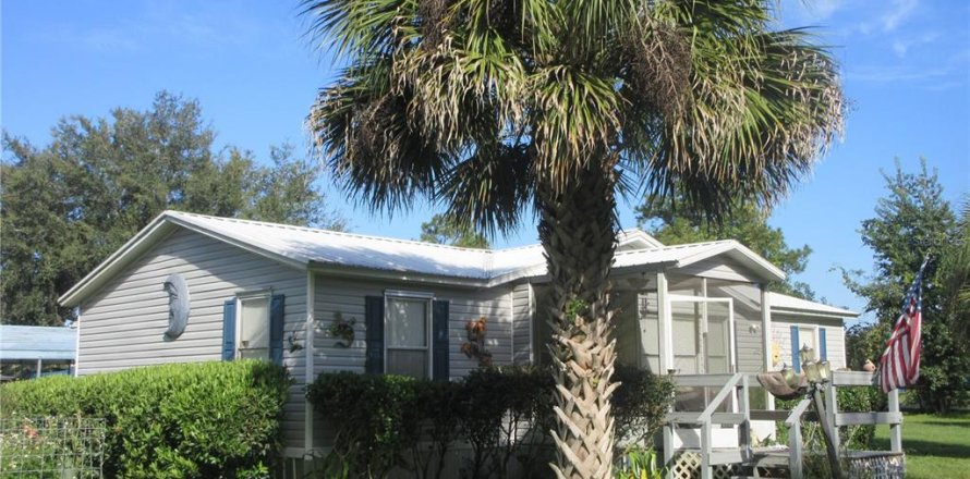Appartement à Anthony, Floride 3 chambres, 120.4 m2 № 2416757