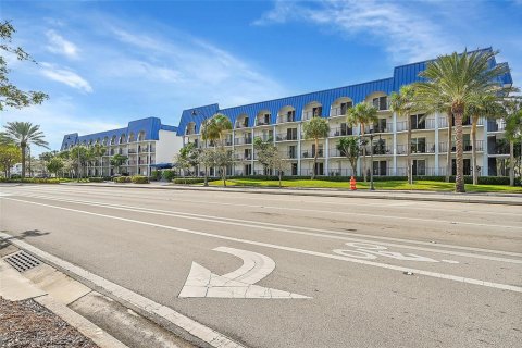 Condo in Fort Lauderdale, Florida, 2 bedrooms  № 2326785 - photo 4