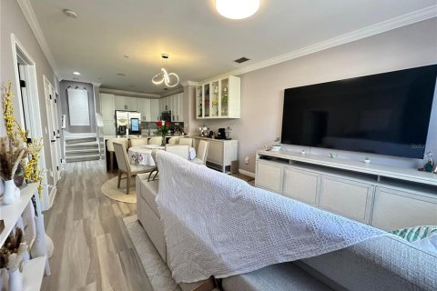 Touwnhouse à vendre à Davenport, Floride: 4 chambres, 149.02 m2 № 1907994 - photo 7