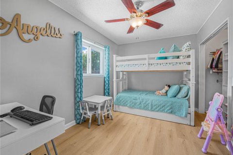 Casa en venta en Winter Haven, Florida, 4 dormitorios, 156.73 m2 № 2344786 - foto 18