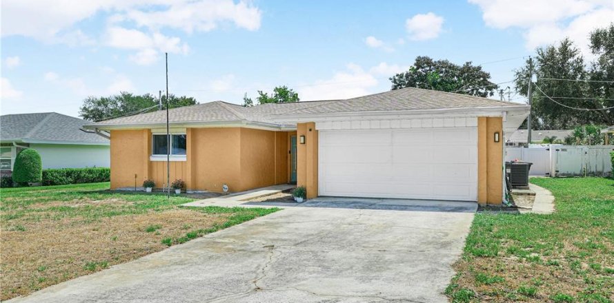 Casa en Winter Haven, Florida 4 dormitorios, 156.73 m2 № 2344786