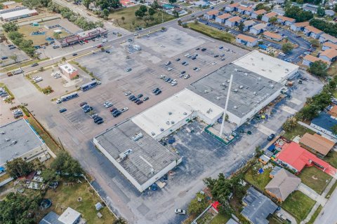 Immobilier commercial à louer à Tampa, Floride: 6926.05 m2 № 1793195 - photo 24