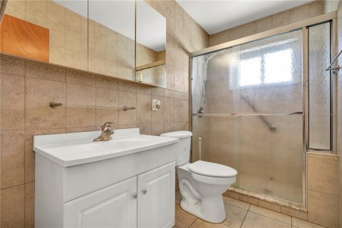 Casa en alquiler en Saint Petersburg, Florida, 3 dormitorios, 139.73 m2 № 1518687 - foto 24