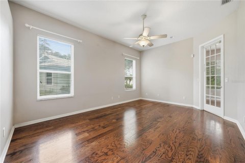 House in Leesburg, Florida 3 bedrooms, 221.66 sq.m. № 2404770 - photo 22