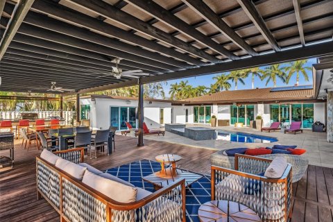 Купить виллу или дом в Уэстон, Флорида 7 спален, 474.27м2, № 2027097 - фото 18