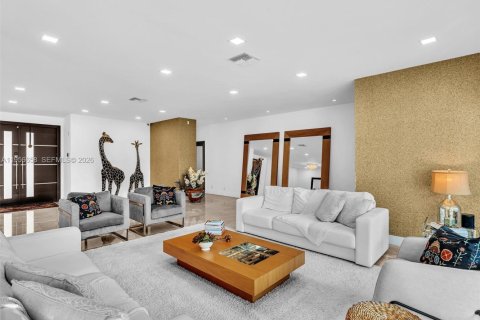 Купить виллу или дом в Уэстон, Флорида 7 спален, 474.27м2, № 2027097 - фото 24