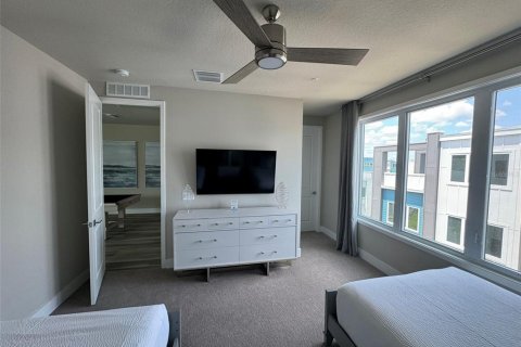 Condominio en venta en Kissimmee, Florida, 5 dormitorios, 244.33 m2 № 1300149 - foto 20