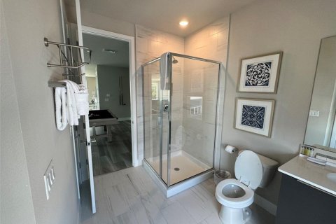Condominio en venta en Kissimmee, Florida, 5 dormitorios, 244.33 m2 № 1300149 - foto 21