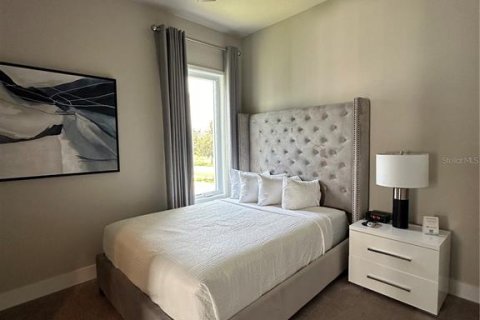 Condominio en venta en Kissimmee, Florida, 5 dormitorios, 244.33 m2 № 1300149 - foto 14