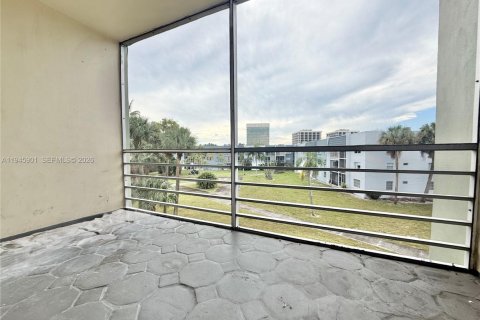 Copropriété à louer à West Palm Beach, Floride: 2 chambres, 82.68 m2 № 2002158 - photo 5