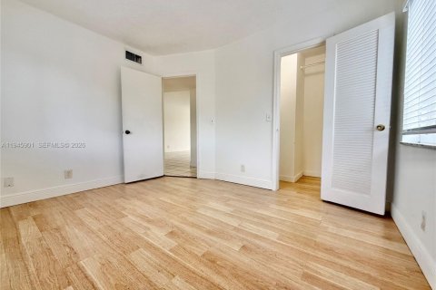 Copropriété à louer à West Palm Beach, Floride: 2 chambres, 82.68 m2 № 2002158 - photo 7