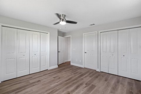 Villa ou maison à vendre à Grand Island, Floride: 4 chambres, 240.25 m2 № 1919194 - photo 13