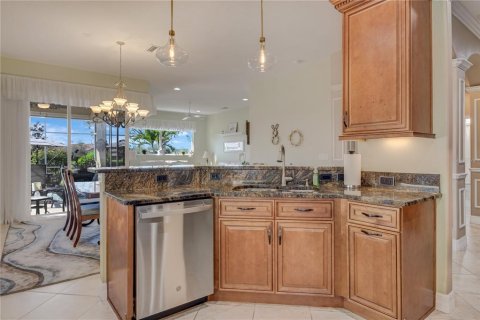 Casa en venta en North Port, Florida, 4 dormitorios, 207.73 m2 № 1914406 - foto 15