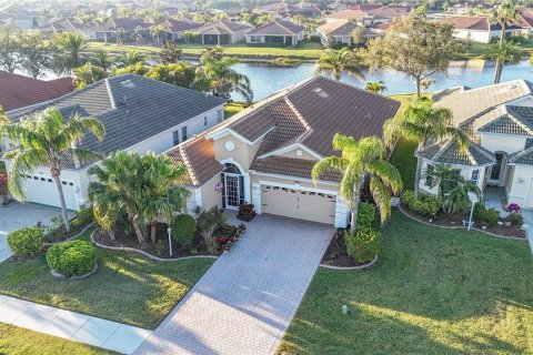 Casa en venta en North Port, Florida, 4 dormitorios, 207.73 m2 № 1914406 - foto 2