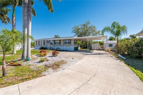 Apartment in Punta Gorda, Florida 2 bedrooms, 102.56 sq.m. № 2205382