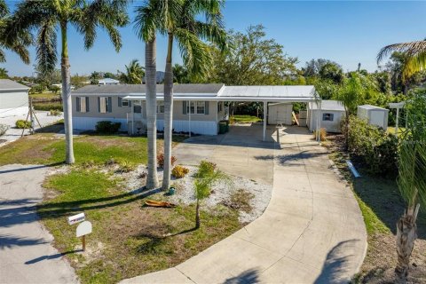 Apartment in Punta Gorda, Florida 2 bedrooms, 102.56 sq.m. № 2205382 - photo 6