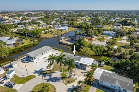 Apartment in Punta Gorda, Florida 2 bedrooms, 102.56 sq.m. № 2205382 - photo 5