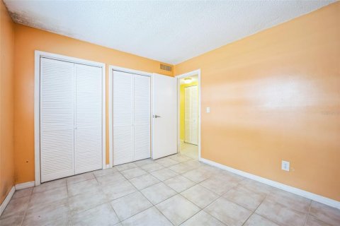 Купить кондоминиум в Брэндон, Флорида 4 комнаты, 101.26м2, № 1624536 - фото 13