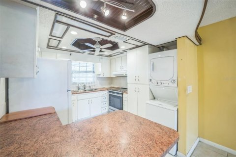 Купить кондоминиум в Брэндон, Флорида 4 комнаты, 101.26м2, № 1624536 - фото 14