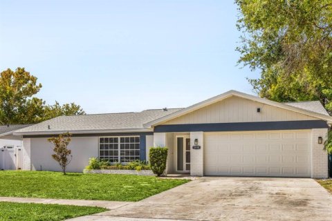 House in Largo, Florida 4 bedrooms, 209.12 sq.m. № 1870720 - photo 1