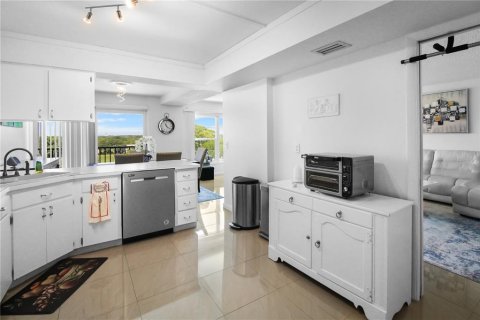 Copropriété à vendre à Largo, Floride: 2 chambres, 133.78 m2 № 2217456 - photo 6