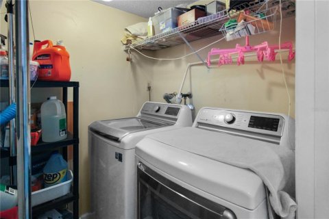 Copropriété à vendre à Largo, Floride: 2 chambres, 133.78 m2 № 2217456 - photo 16