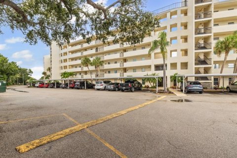 Copropriété à vendre à Largo, Floride: 2 chambres, 133.78 m2 № 2217456 - photo 4