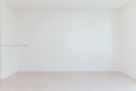 Condo in Doral, Florida, 1 bedroom  № 1952194 - photo 22