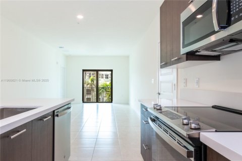 Condo in Doral, Florida, 1 bedroom  № 1952194 - photo 9