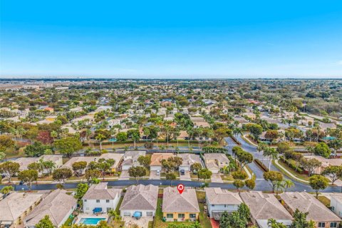 Купить виллу или дом в Майами, Флорида 3 спальни, 150.69м2, № 2026405 - фото 6