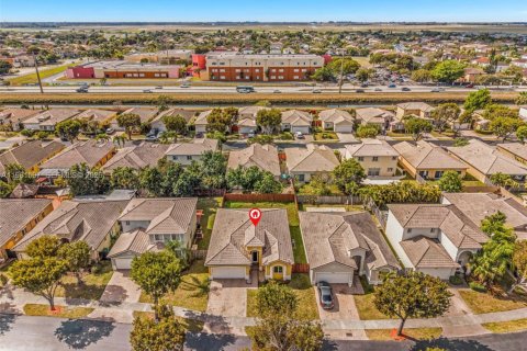 Купить виллу или дом в Майами, Флорида 3 спальни, 150.69м2, № 2026405 - фото 4