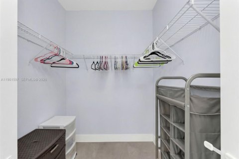 Купить виллу или дом в Майами, Флорида 3 спальни, 150.69м2, № 2026405 - фото 29