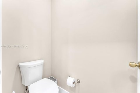 Купить виллу или дом в Майами, Флорида 3 спальни, 150.69м2, № 2026405 - фото 9