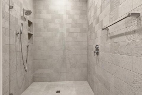 Villa ou maison à vendre à Tampa, Floride: 5 chambres, 320.51 m2 № 2218862 - photo 6