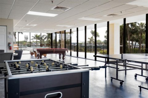 Condo in Treasure Island, Florida, 2 bedrooms  № 1883137 - photo 26