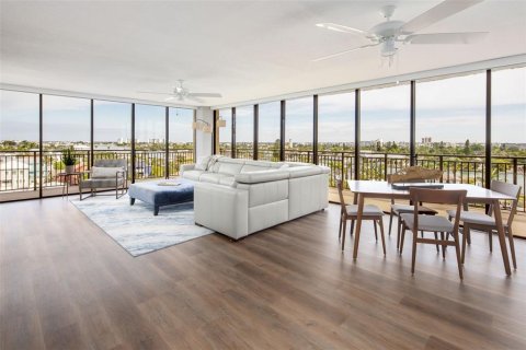 Copropriété à louer à Treasure Island, Floride: 2 chambres, 140.28 m2 № 1883137 - photo 9